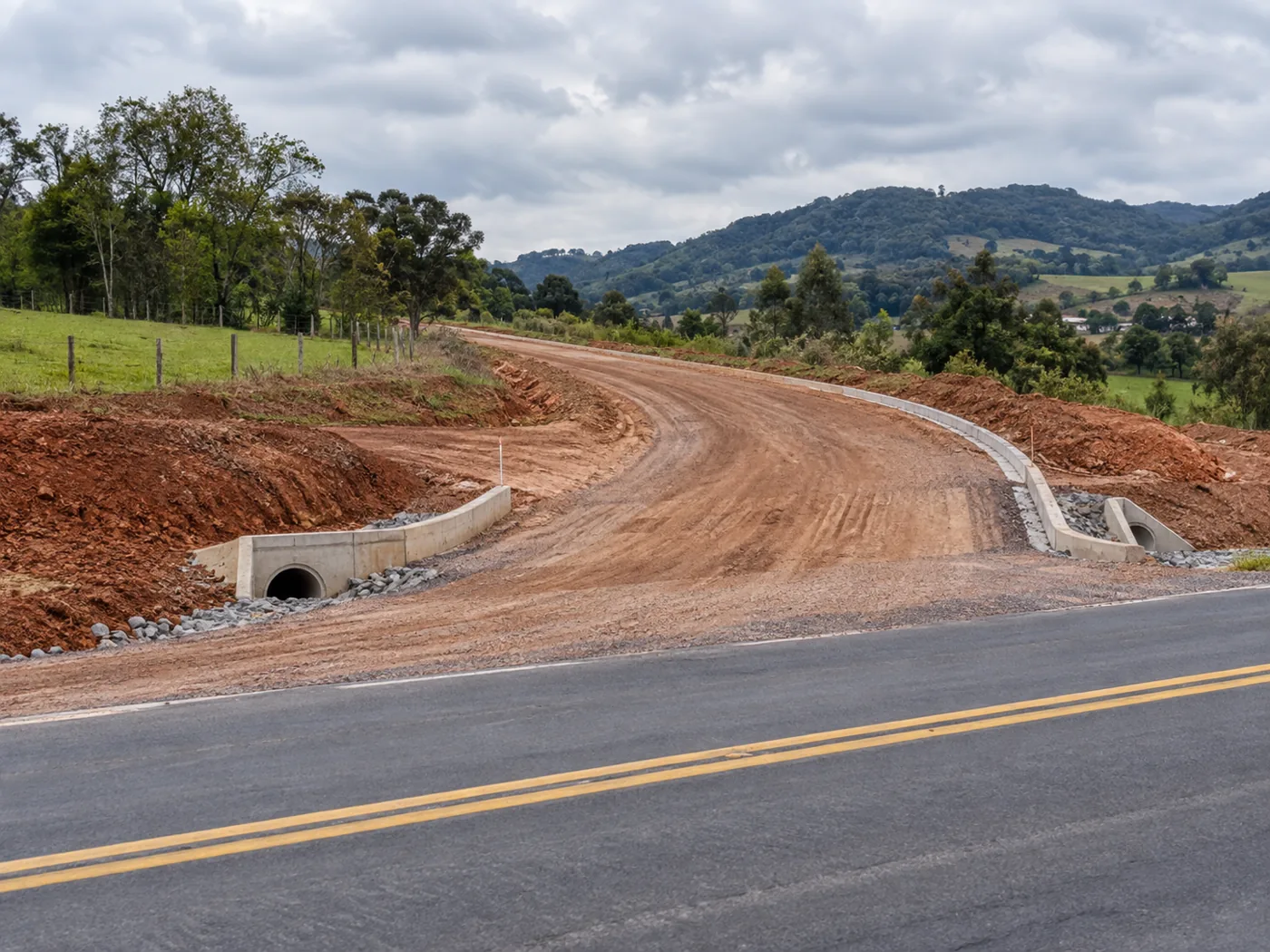 Imagem ilustrativa de acesso rodoviário em preparação